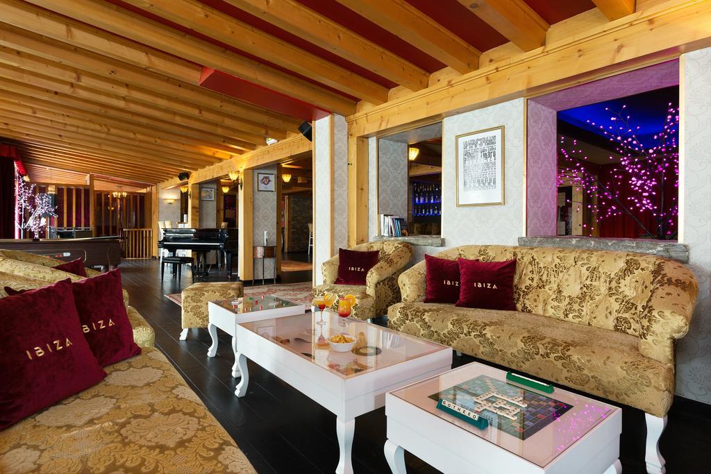 Madame Vacances Hotel Ibiza Les Deux Alpes Exteriör bild