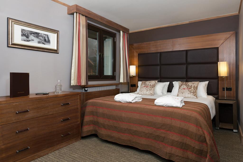 Madame Vacances Hotel Ibiza Les Deux Alpes Exteriör bild